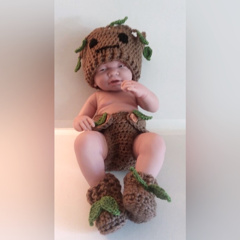 Hand crocheted 0-3 months groot costume